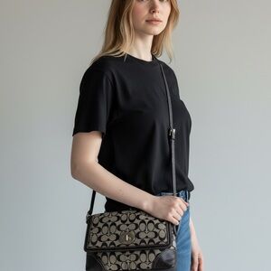 Y2K vintage Coach Hampton flap shoulder bag